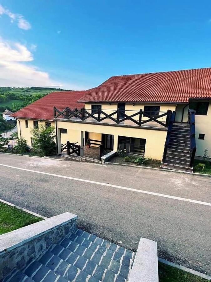 Pensiunea Emris Spatac Exterior photo